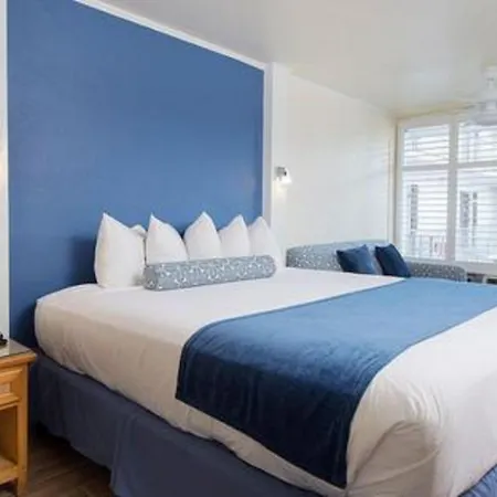 Outrigger Beach Resort-2